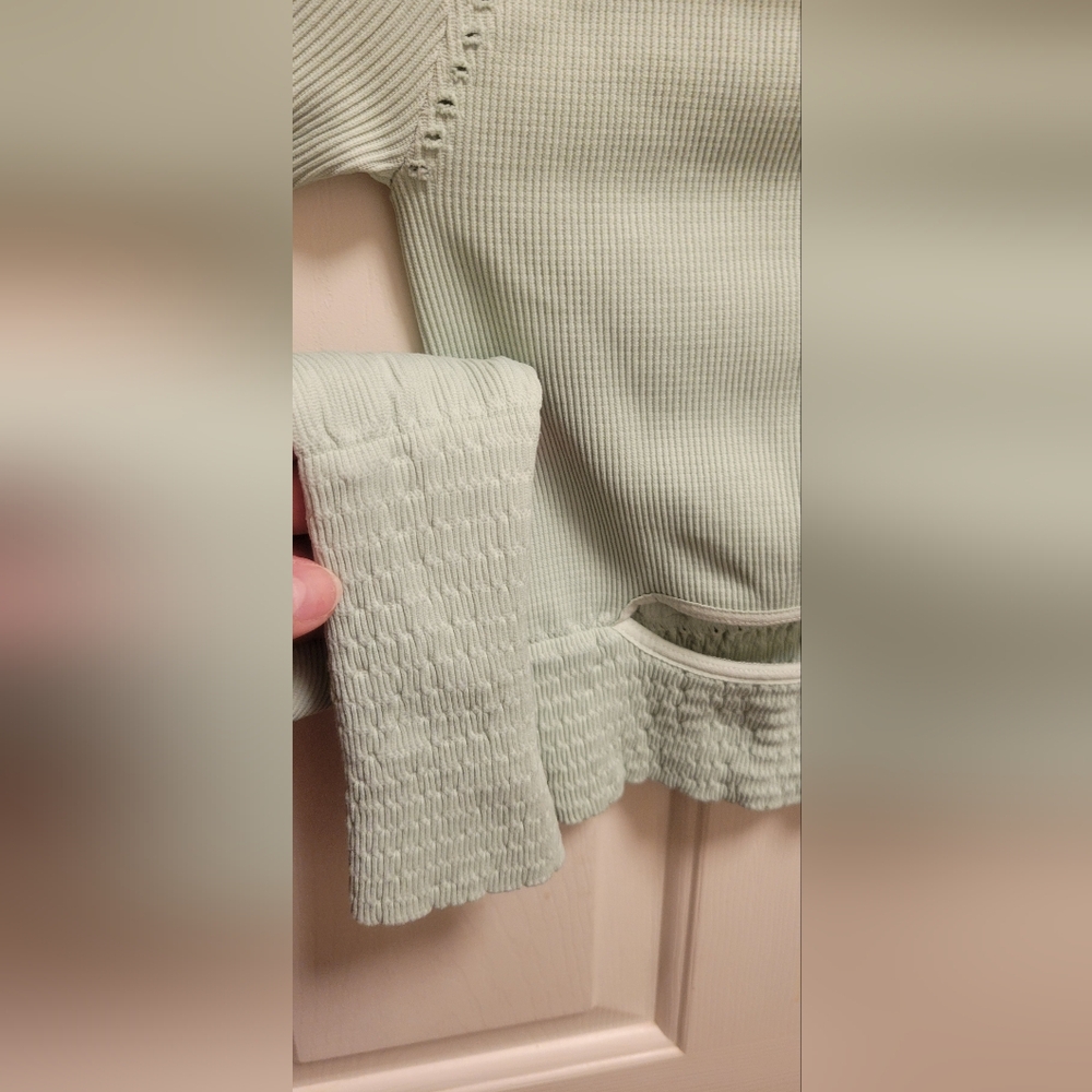 Free People Movement Cut it Out Long Sleeve Size XS/S in Mint NWOT * - Picture 5 of 8